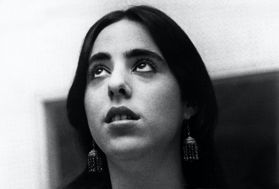 SONG PREMIERE: Acclaimed Songwriter Laura Nyro Offers Stirring Solo Performance of “And When I Die” off ‘Live In Japan’