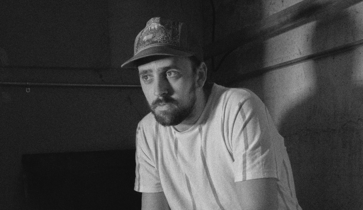 LISTEN: Jeremy Oliveria Chases Unique Sounds On “”Counterfeiter”