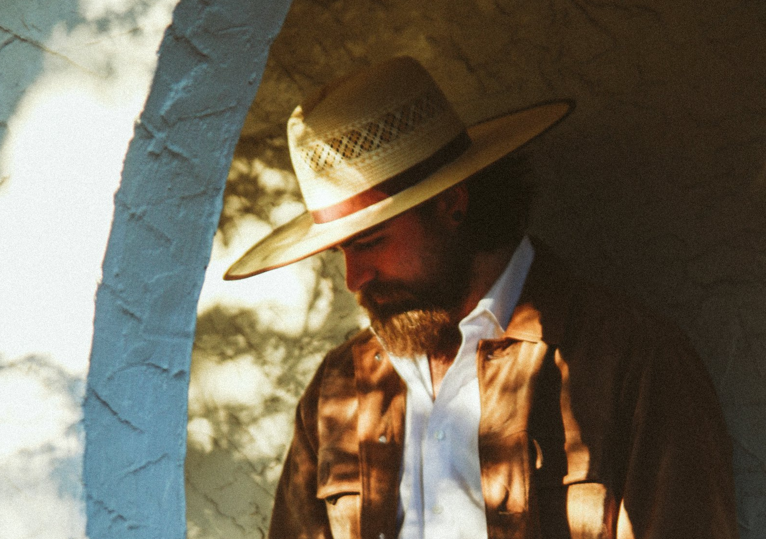LISTEN: The Wonderfool (Matt Vinson of CAAMP) Brings Unique Folk Spin Via “Cool Shade”