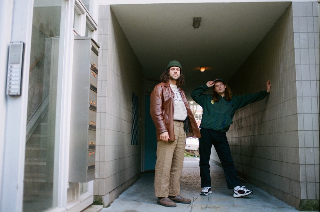 LISTEN: Austin’s Feng Suave Keep ’70s Musical Decors Ready Via “Unweaving The Rainbow Forever”