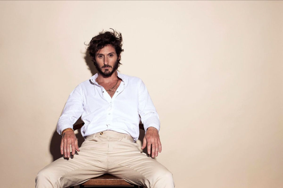 VIDEO PREMIERE: KAYMA Emerges With  Potent & Powerful Vocals On “Onsitelover [Live from Immanuel Church]”