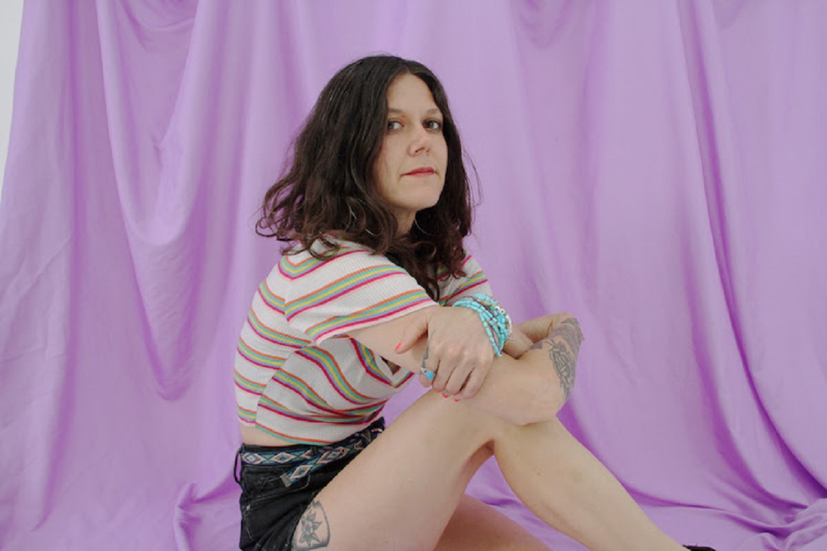 Lilly Hiatt Returns with Strong Songwriting on Poppy Americana-rocker ‘Lately’ (ALBUM REVIEW)