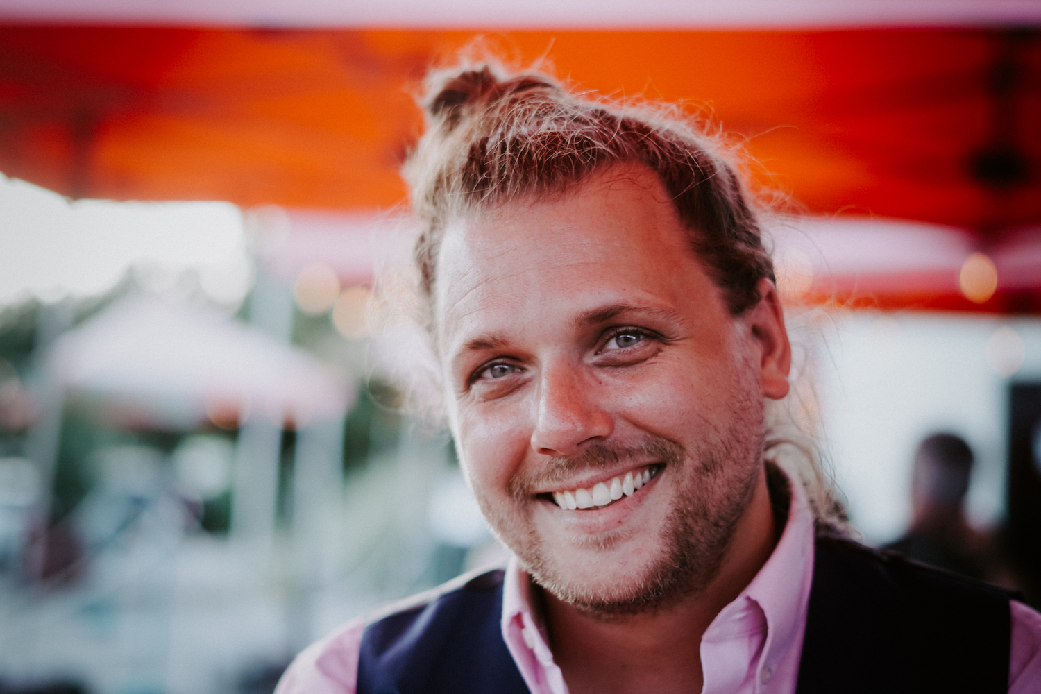 SONG PREMIERE: Ben Balmer Lays into Harmonic 70s Folk-rock on “Married To The Road”