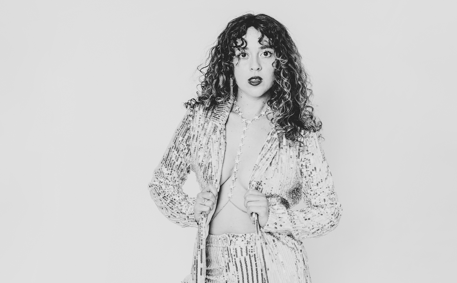 Take A Trip Into Ariel Hartley’s (Pearl Earl) First Solo Project, The ‘Dream Crusher’ EP (INTERVIEW)