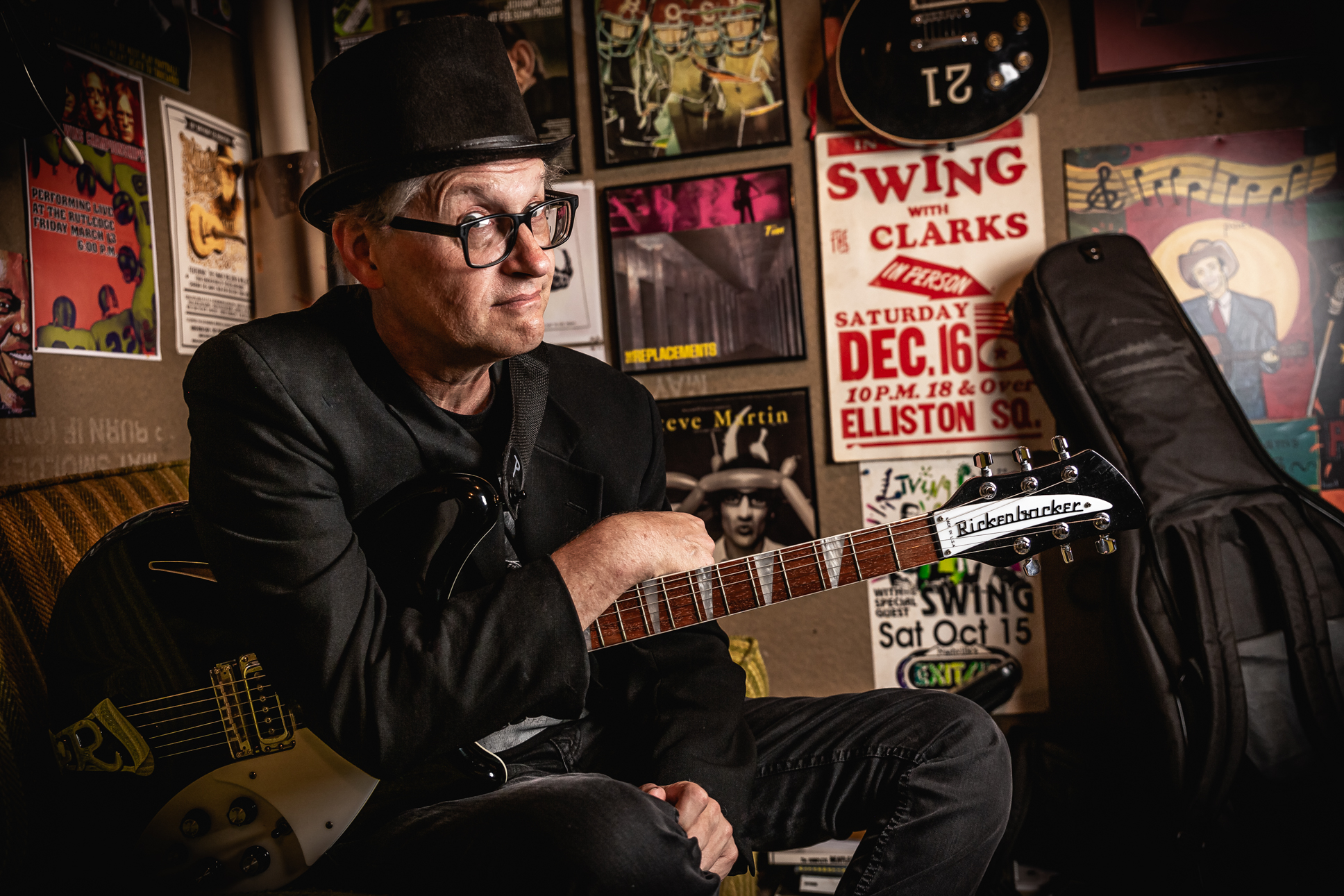 VIDEO PREMIERE: Tommy Womack Does the Best He Can with Straightforward Guitar Rocker “Pay It Forward”