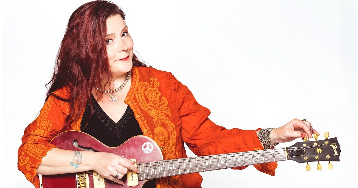 Carolyn Wonderland Makes Her Alligator Debut With ‘Tempting Fate’ (ALBUM REVIEW)