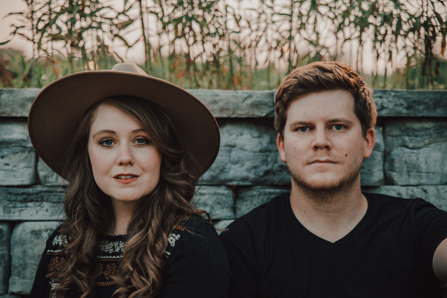 SONG PREMIERE: ELDR Showcase Harmonies with Big Americana-rock Sound on “Nowhere Else To Go”