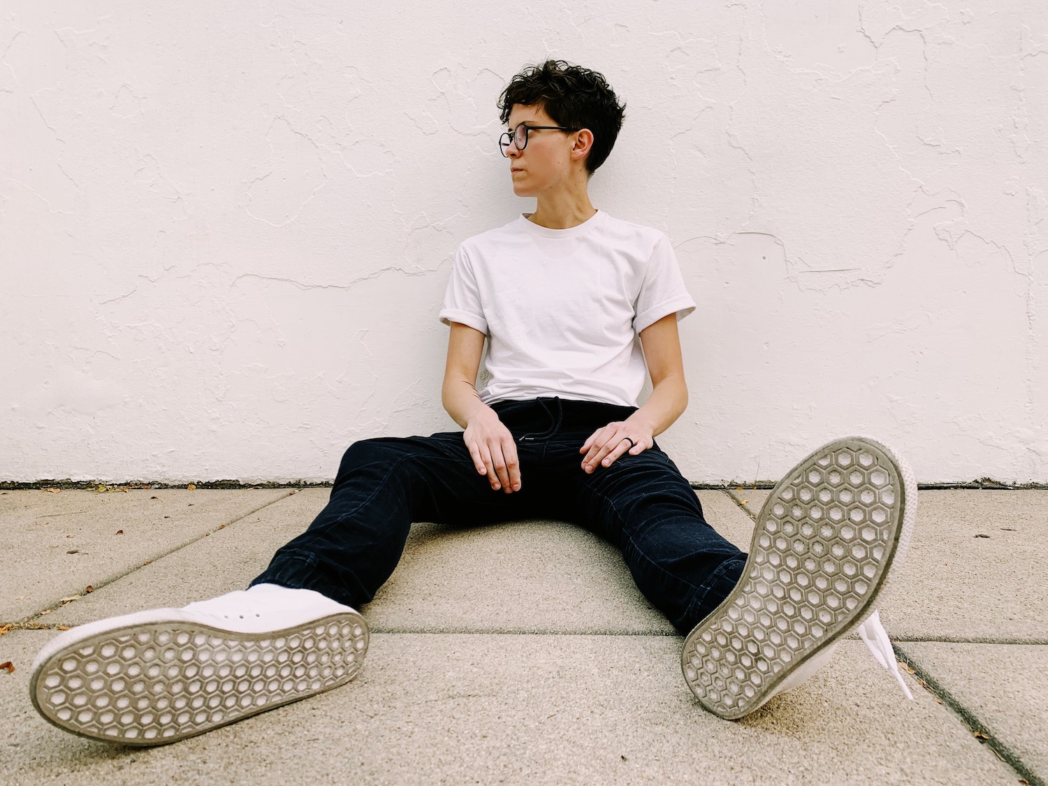 Spencer LaJoye Gets Reflective with Evocative Folk-pop on ‘Remember the Oxygen’ (ALBUM REVIEW)