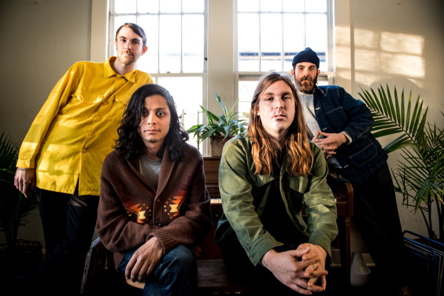 Silver Synthetic Keep It Crisp & Poignant At  Brooklyn’s Union Pool (SHOW REVIEW)