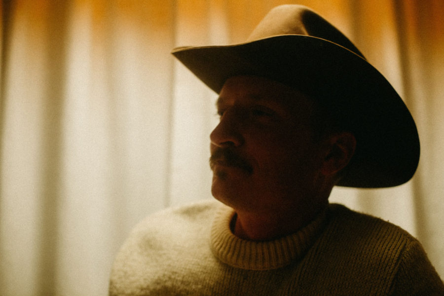 LISTEN: Bob Sumner Shines On Nostalgic Country Classic “California”