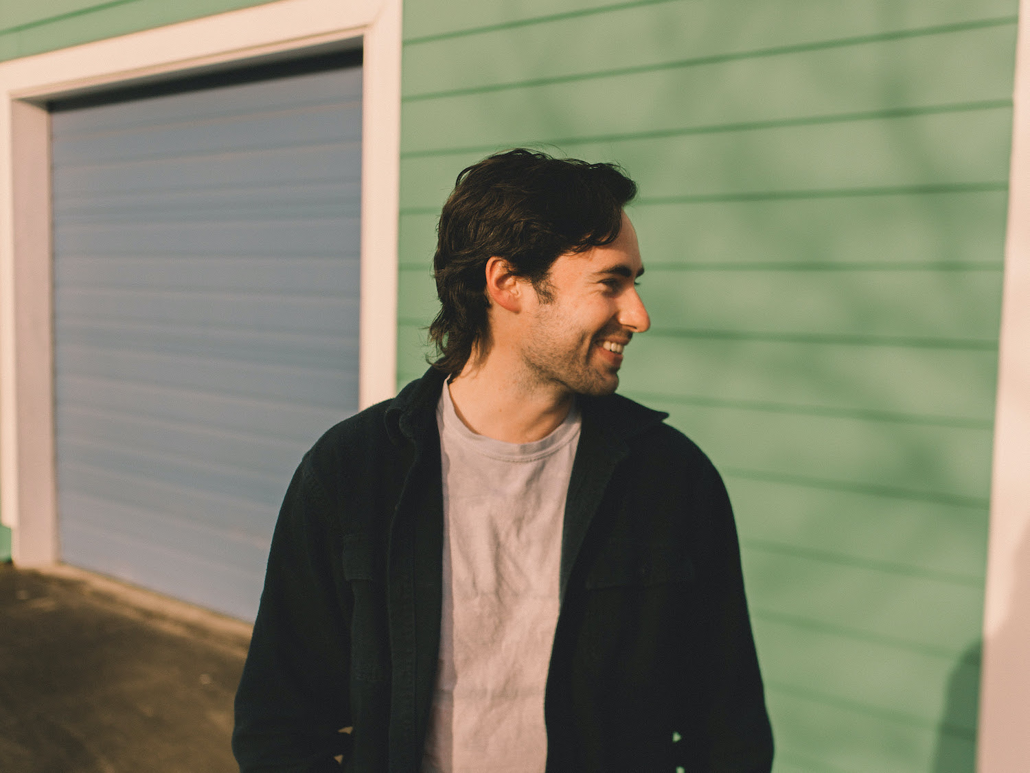 Dakota Theim Digs in Deep to Blissfully Hooky 1970s Vibe on ‘Tangled Heart’ (ALBUM REVIEW)