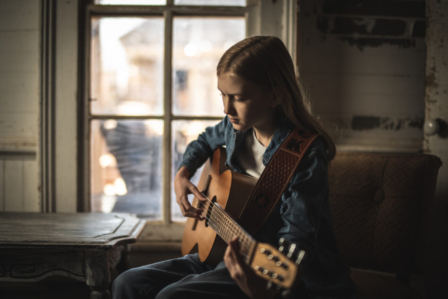 SONG PREMIERE: 14-year-old Jack Barksdale Displays Americana Troubadour Potential on “Sideways”
