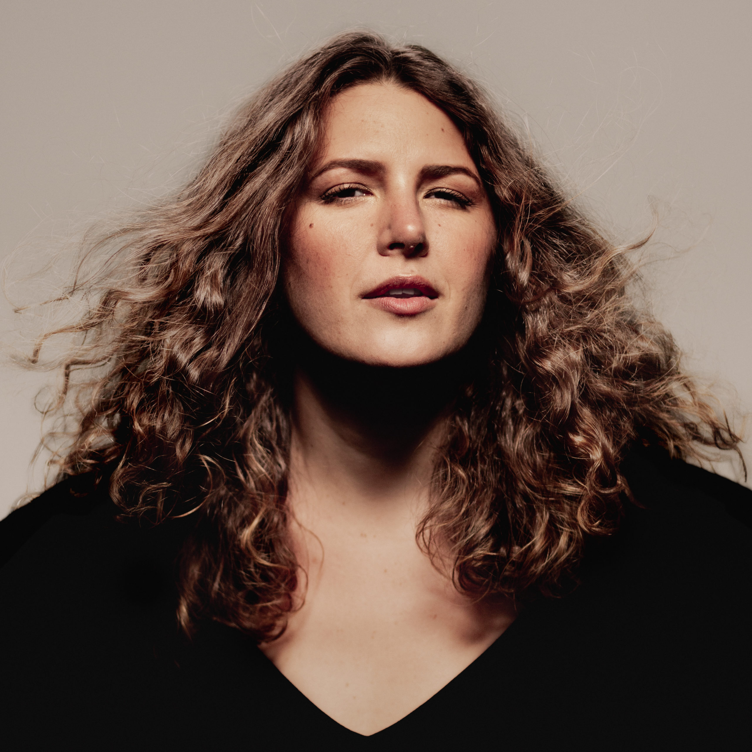 SONG PREMIERE: Michelle Willis Drops Pop & Soul Wonderment on “Green Grey” Off New LP ‘Just One Voice’ Out 4/8