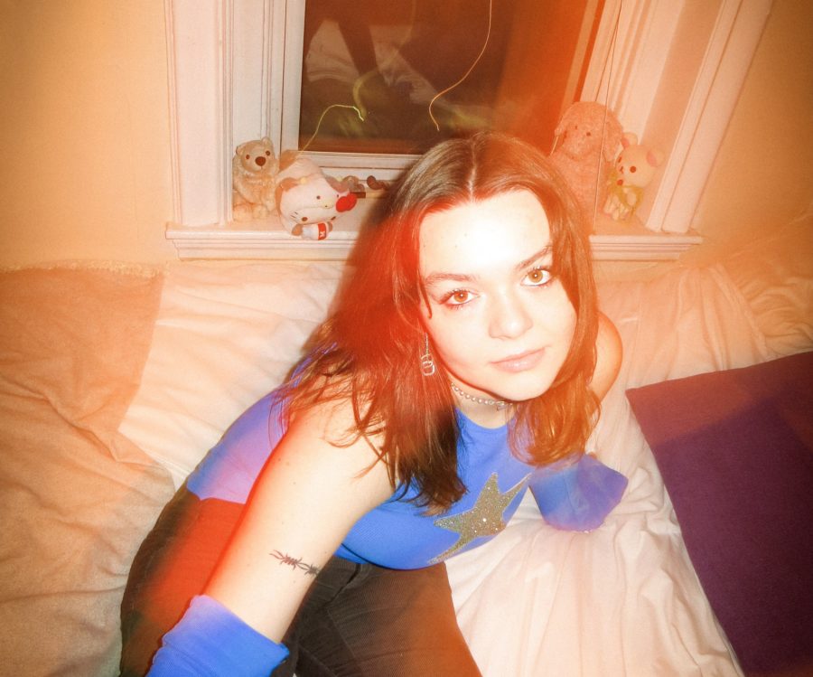 LISTEN: Ava McCoy Achieves Delicate Grace On Echoey “Don’t Call Anyore”