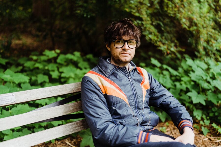 SONG PREMIERE: Peter Donovan Exhibits ’90s Power Pop Hooks on “You Told Me Not To Call (I’m Wasted),” Off New LP ‘This Better Be Good’