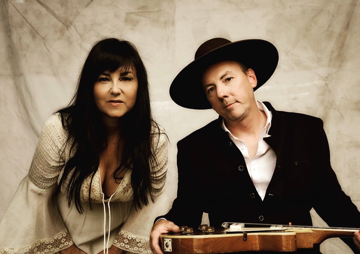 The HawtThorns Stay Soulful and Positive on ‘Tarot Cards and Shooting Stars’ (ALBUM REVIEW)