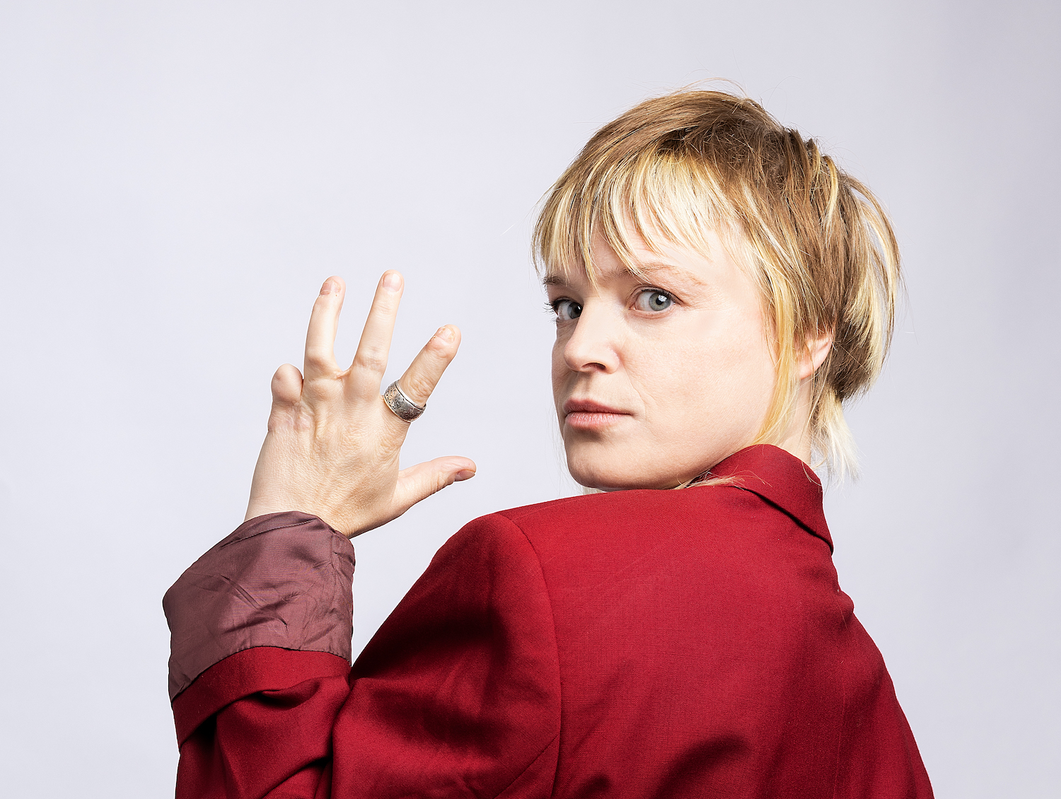 Wallis Bird Asks “What’s Wrong With Changing?”, Talks New Album ‘Hands’  (INTERVIEW)