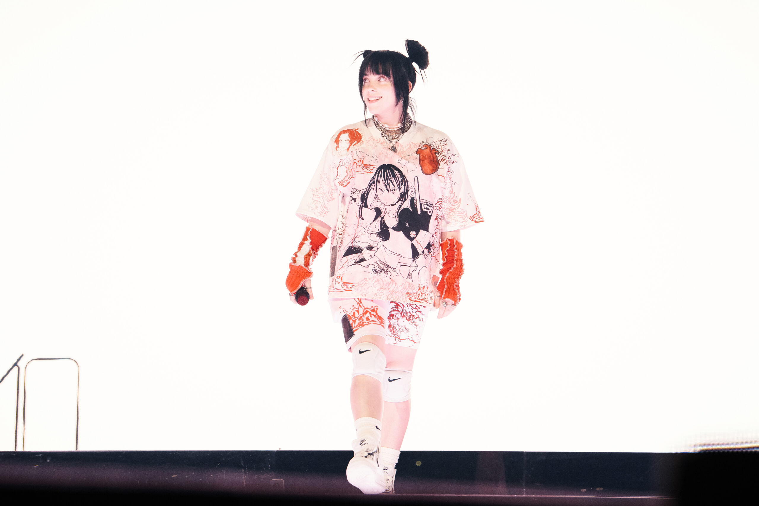 Billie Eilish Shines in Long-Awaited Return to Detroit (SHOW REVIEW)