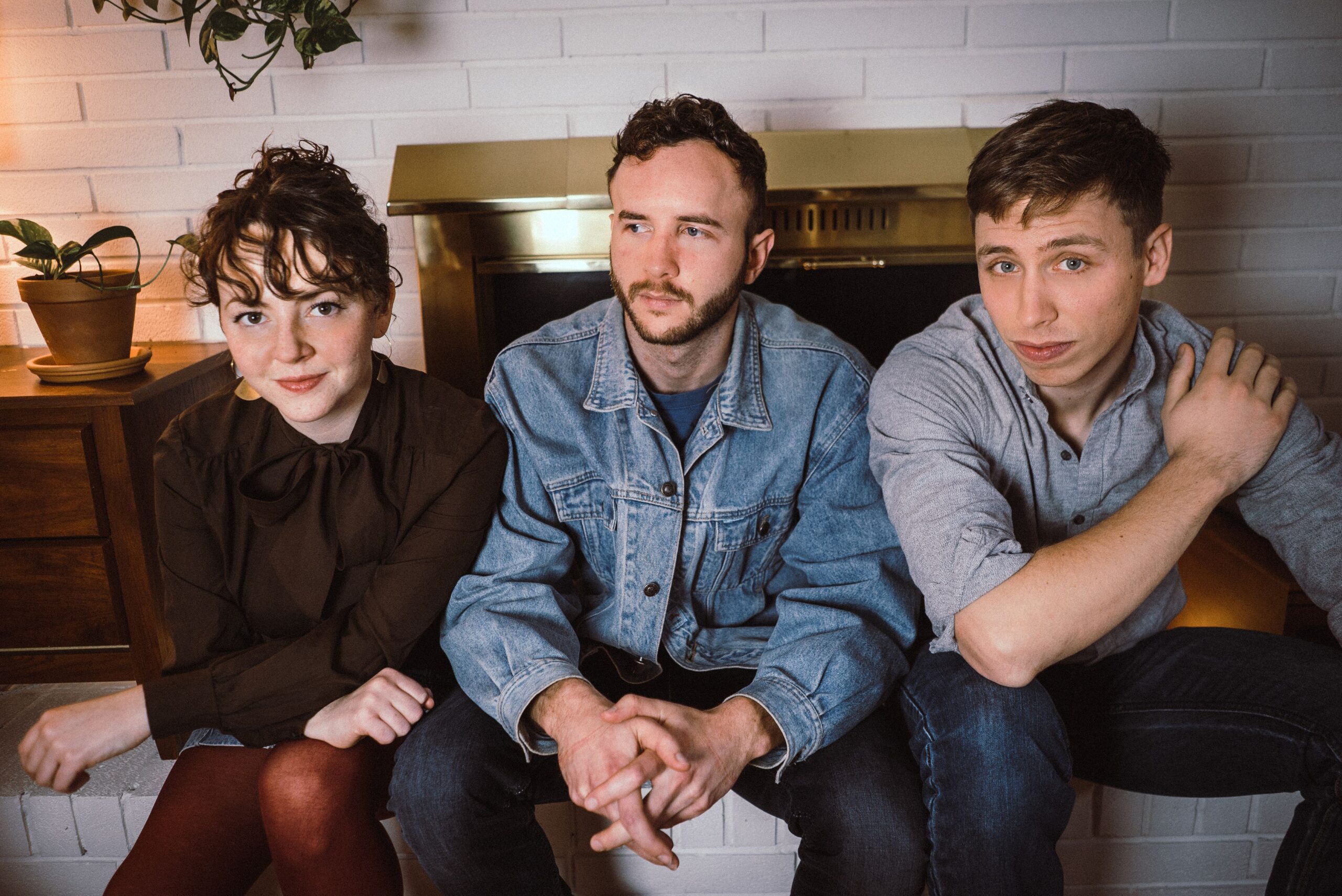 ALBUM PREMIERE: Dallas Ugly Makes Impressive Debut with Lush Americana Sound on ‘Watch Me Learn’