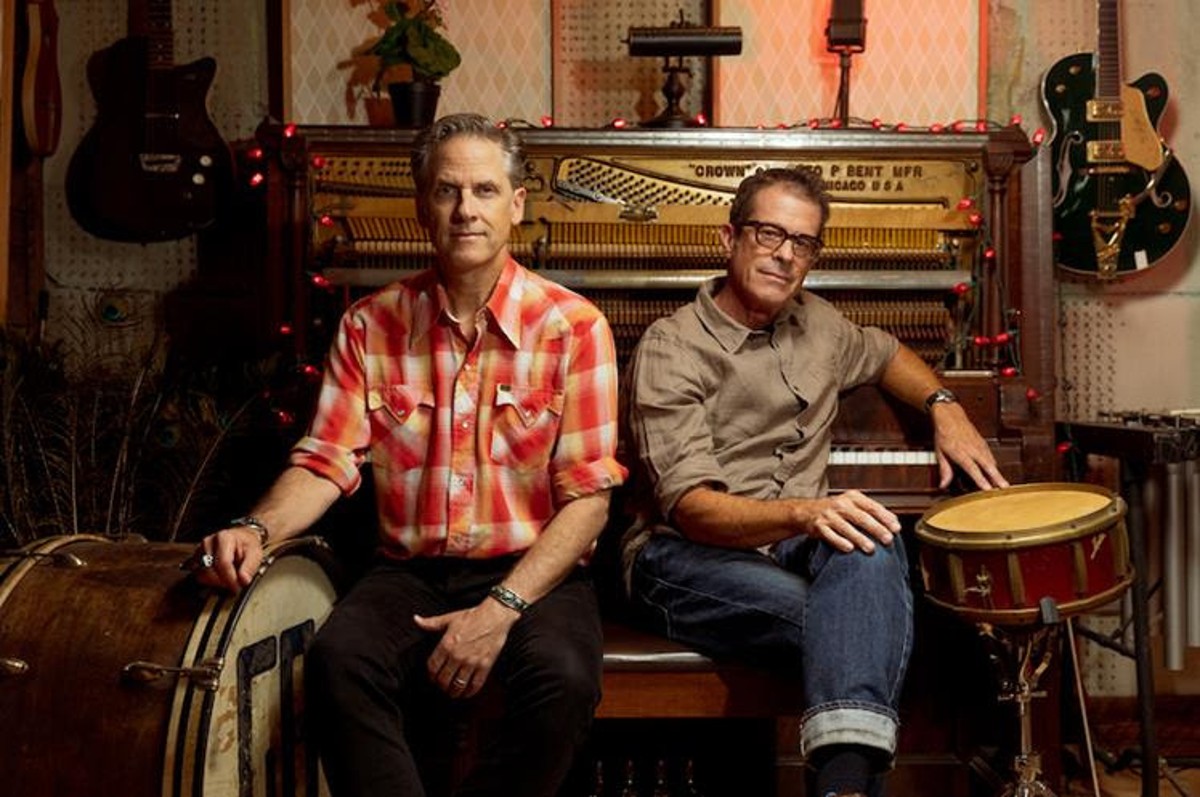 Calexico Returns With Colorful Amalgam of Signature Southwestern Sounds On “El Mirador” (ALBUM REVIEW)