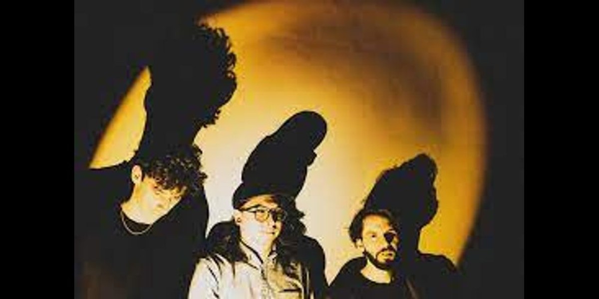 LISTEN: Ted Tyro Delivers Bouncing Bass Power Pop On “How Can”