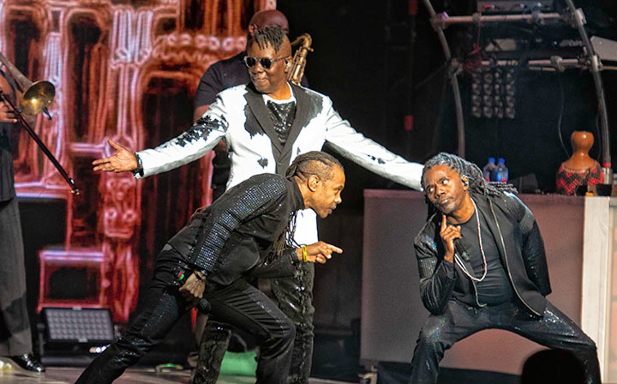 Earth, Wind & Fire Keep The Boogie Alive at Tucson’s Anselmo Valencia Ampitheatre (PHOTOS)