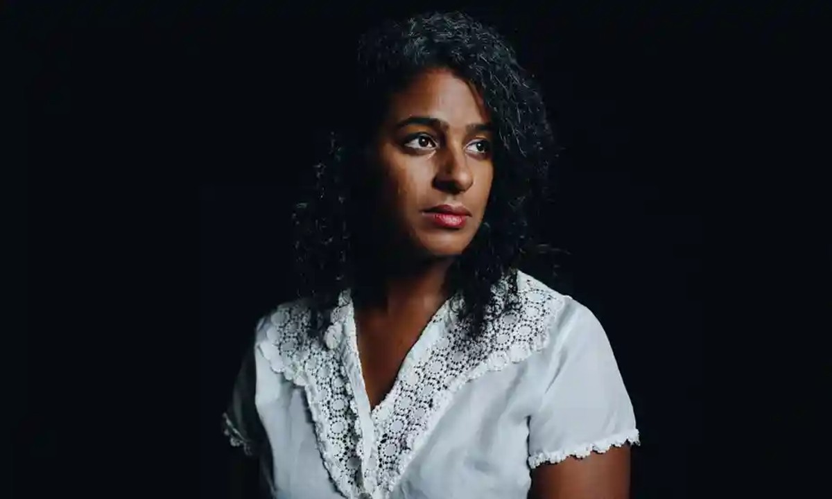 Leyla McCalla Explores Radio Haiti On Riveting ‘Breaking the Thermometer’ (ALBUM REVIEW)