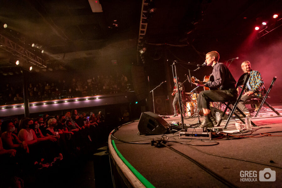 Big Thief Focus Conjure Campfire Vibes with Quieter Material in Portland, OR (SHOW REVIEW/PHOTOS)