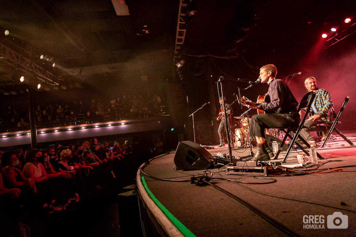 Big Thief Focus Conjure Campfire Vibes with Quieter Material in Portland, OR (SHOW REVIEW/PHOTOS)