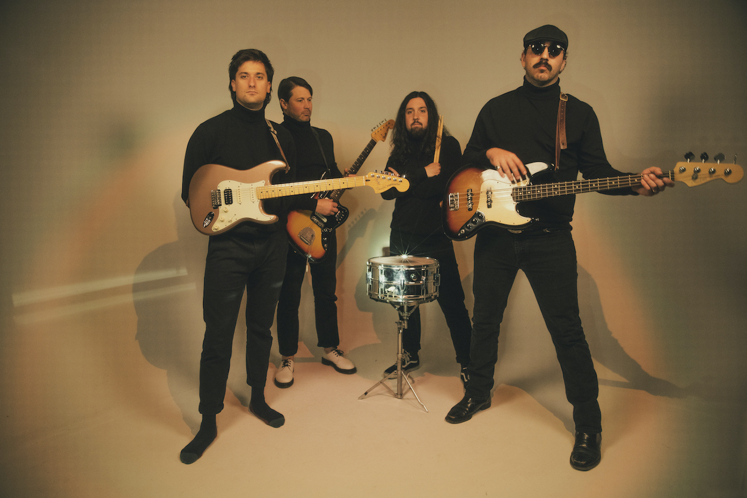 SONG PREMIERE: Blonde Bones Grow with Shimmering Indie Rock Sound on “New Animals”