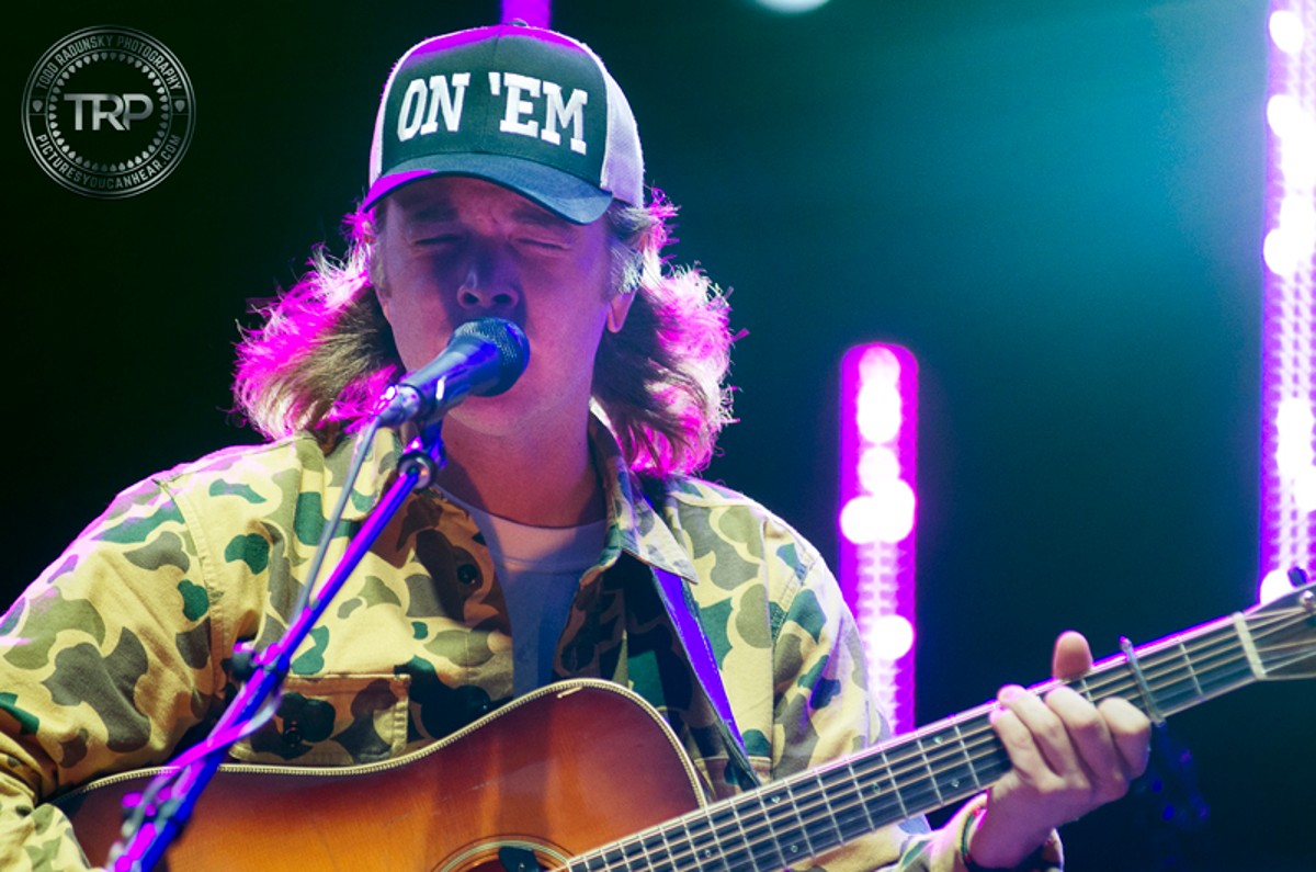 Billy Strings Finally Lays Down First Proper Red Rocks Headlining Show (PHOTOS)
