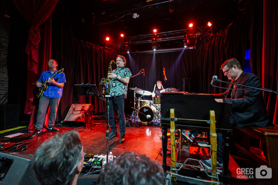 Robert Walter Brings Along Heavy-Hitters for Sold-out Portland Performance (PHOTOS/RECAP)