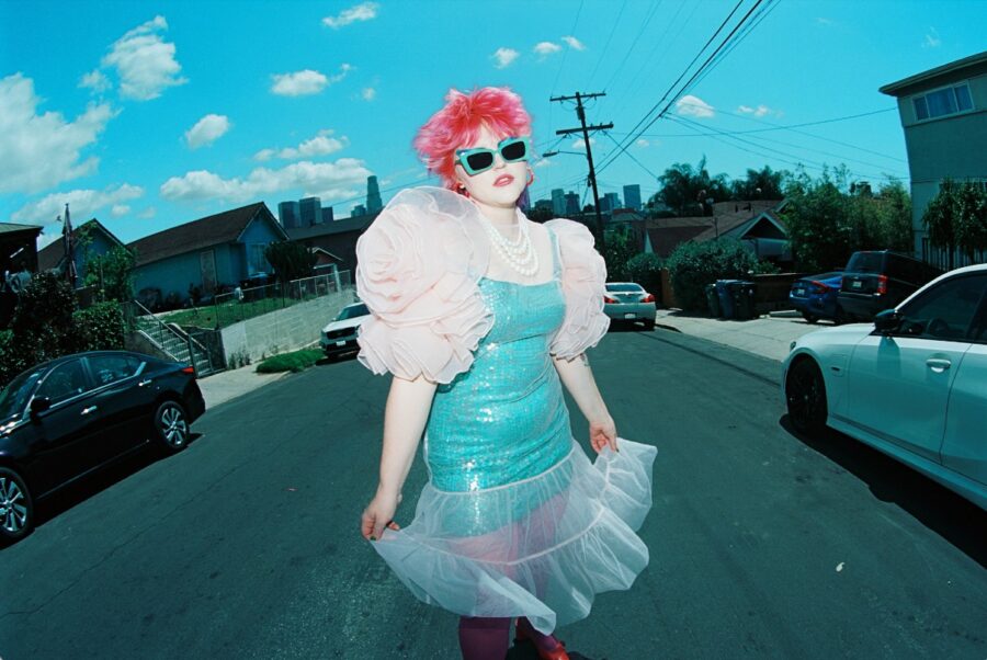 SONG PREMIERE: Caroline Kingsbury + Arlie Drop Catchy AF ’80s Influenced “Massive Escape (Arlie Remix)”