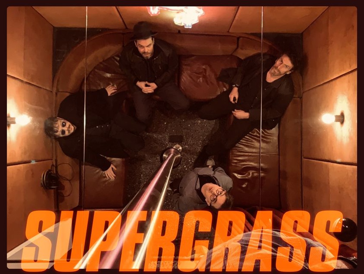 WATCH: Supergrass Returns To Late Night TV With “Richard III”