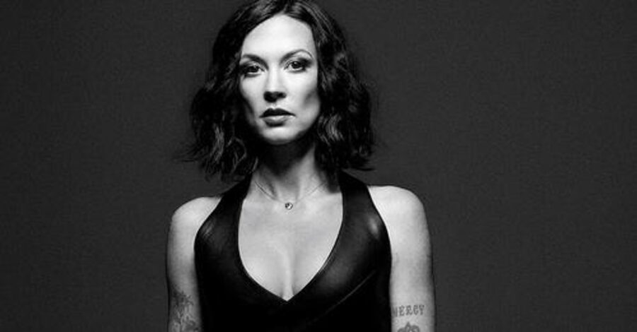 Amanda Shires Shows Her True Frontwoman Side On Jaunty ‘Take It Like A Man’ (ALBUM REVIEW)