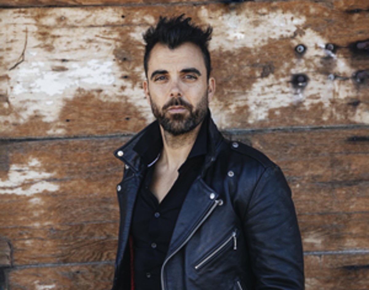 SONG PREMIERE: Franky Perez Channels Simply Red & Big Beat Soul On “90’s Love Song”