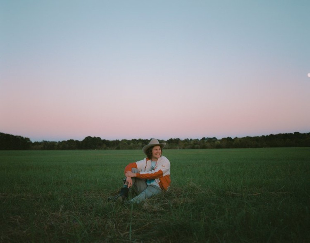 LISTEN: Drumming Bird Takes Nostalgia Tinged Look at American Decay Via “American Spirits”