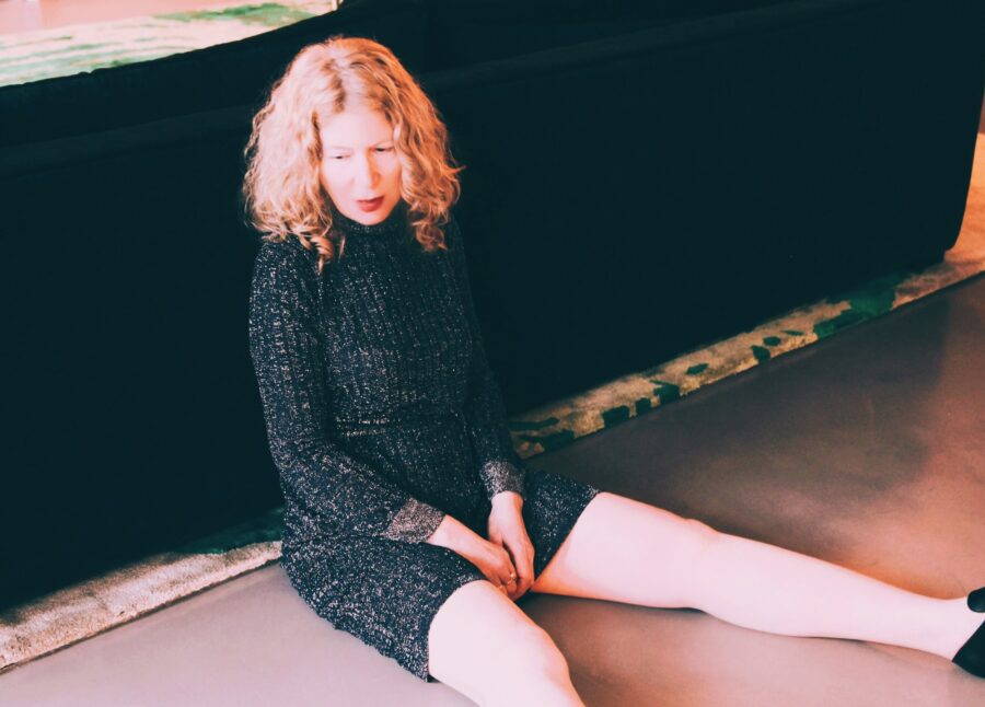 VIDEO PREMIERE: Blond in Car Drops Effervescent Indie Pop On “When You Get Vertigo”