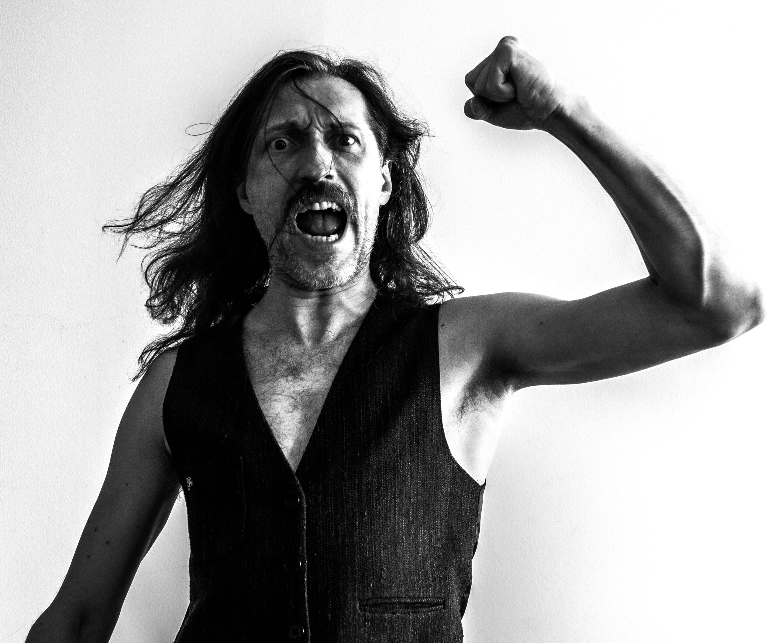 WATCH: Gogol Bordello Share “Teroborona” Video To Benefit Ukrainian Crisis Response