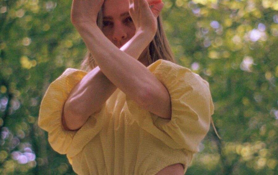 LISTEN: Maja Lena Crafts Rhythmic Space Age Folk Via “No More Flowers”
