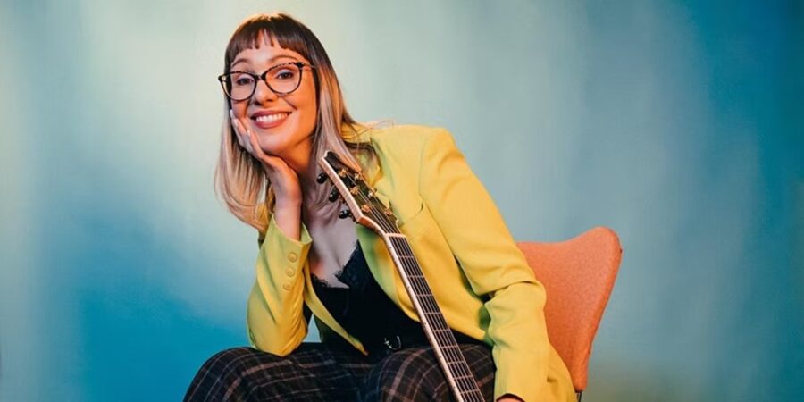 Guitarist Jocelyn Gould Augments Virtuosic Playing Style Into Blues & Swing On ‘Elegant Traveler’ (ALBUM REVIEW)