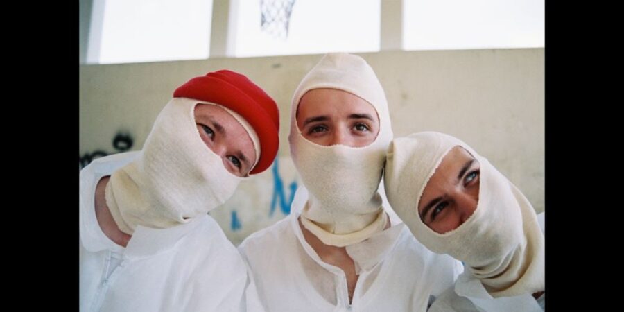 LISTEN: Improvement Movement Wanders Psych Pop Clouds Via Inventive “Kinda Paradise”