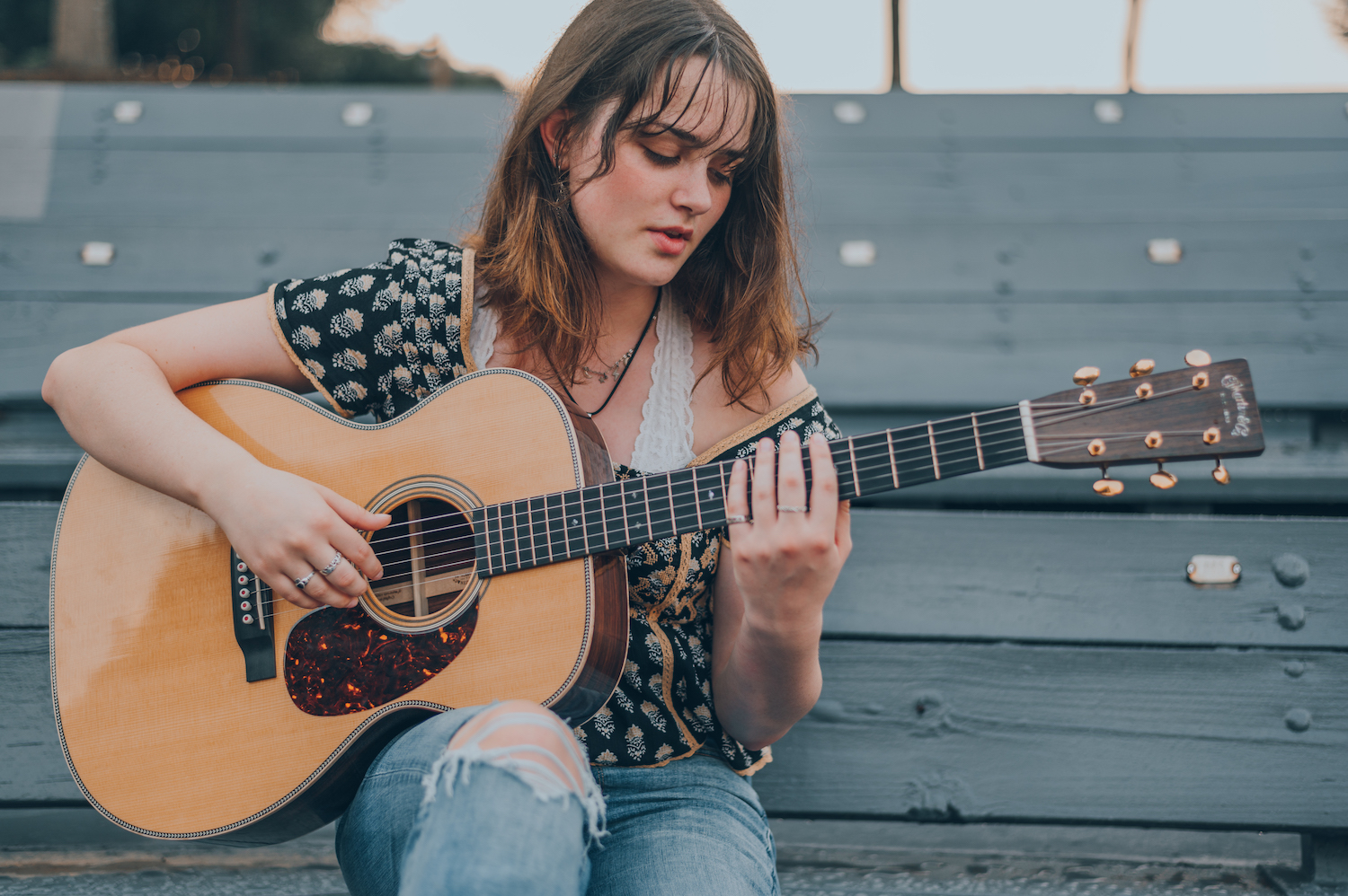 SONG PREMIERE: Doriana Spurrell Spins Lyrics and Melody into Beautiful Folk on “Never Needed Words”