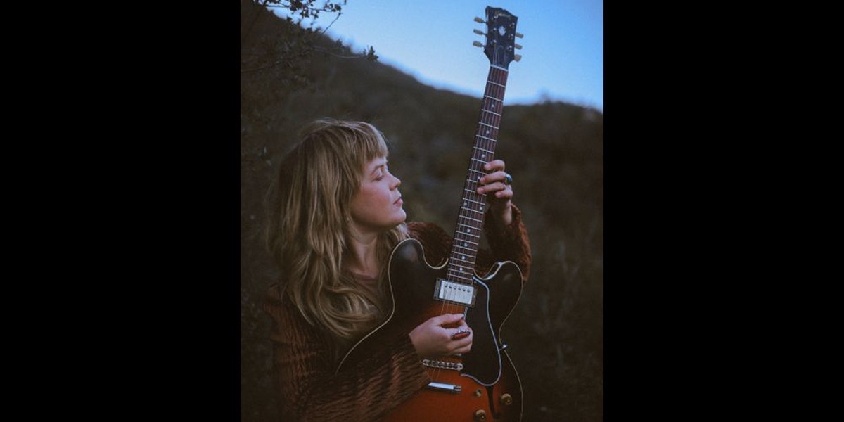 LISTEN: Emily Elbert Drops Enchanting Bluesy Funk On “For Free”