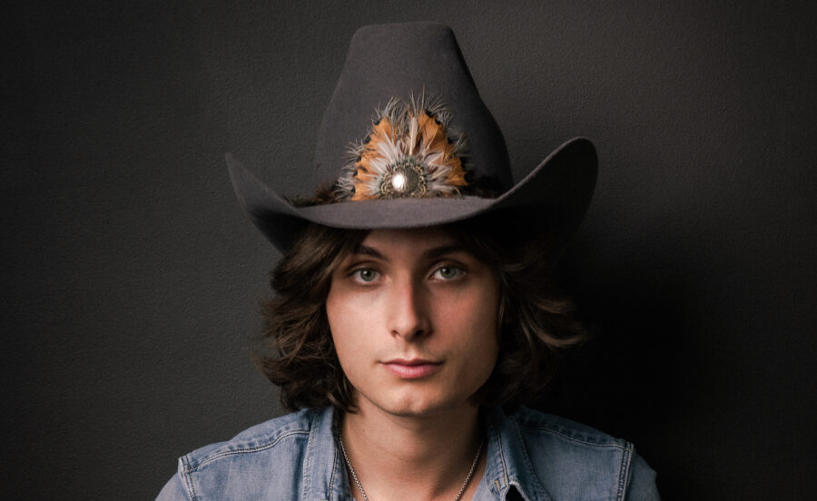 Parker Twomey Makes Strong Debut with Timeless Country Sound on ‘All This Life’ (ALBUM REVIEW)