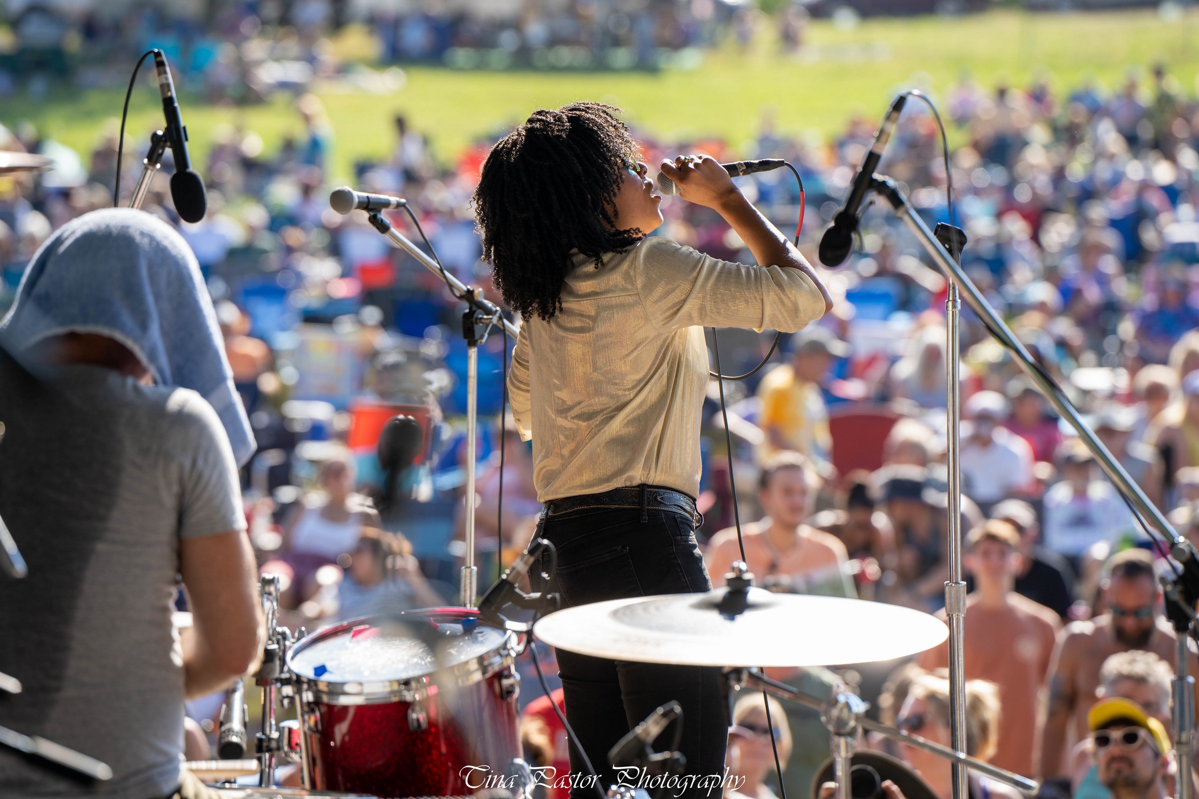Brigg Farm Blues Fest Continues To Satisfy 25 Years On With Nikki Hill, Kenny Wayne Shepherd, Taylor Scott Band & More (FESTIVAL REVIEW/PHOTOS)