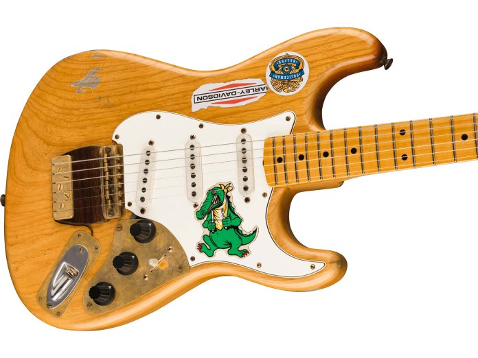 Fender Announces Jerry Garcia Alligator (1970-73) Stratocaster Remake