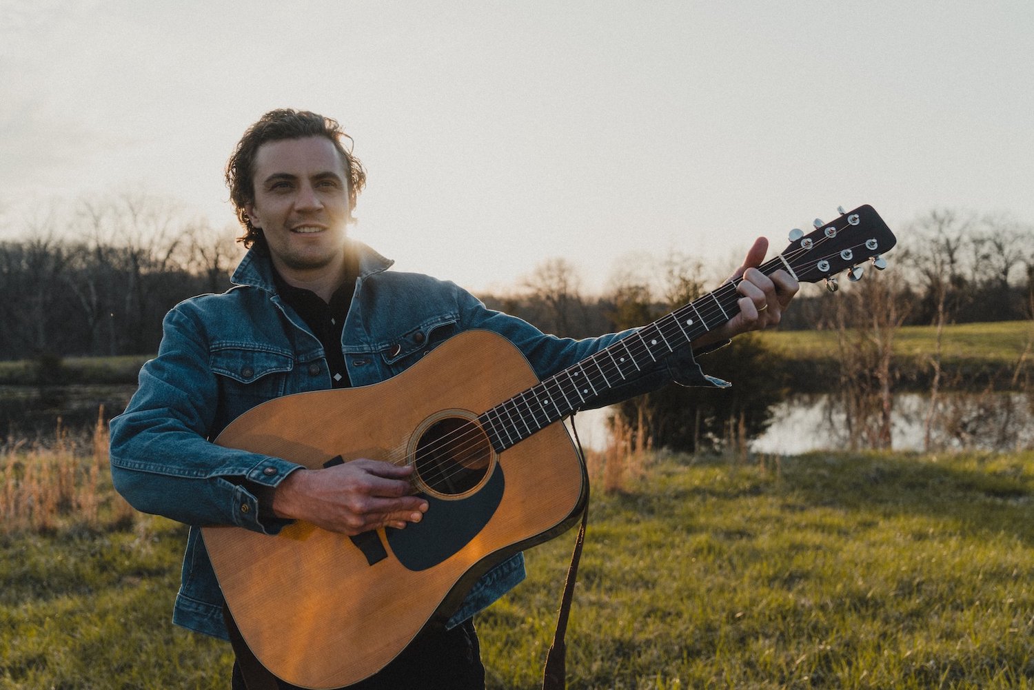 Forrest McCurren Blends Rock, Country and Sly Lyrics on ‘Oh Me, Oh My’ (ALBUM REVIEW)
