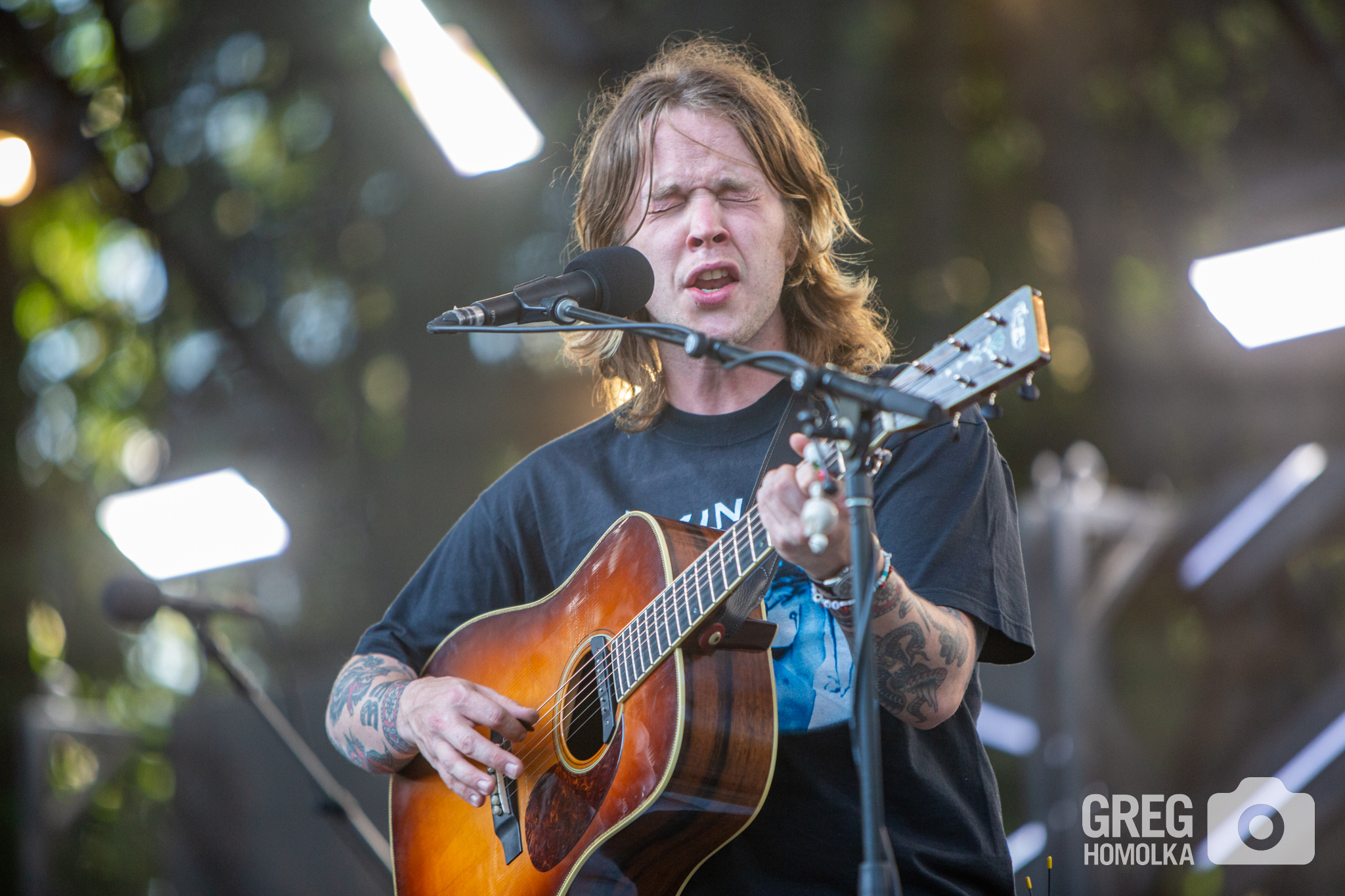 Billy Strings, Tyler Childers, Bonnie Raitt, The War and Treaty, S.G. Goodman, SistaStrings Win At Americana Honors & Awards