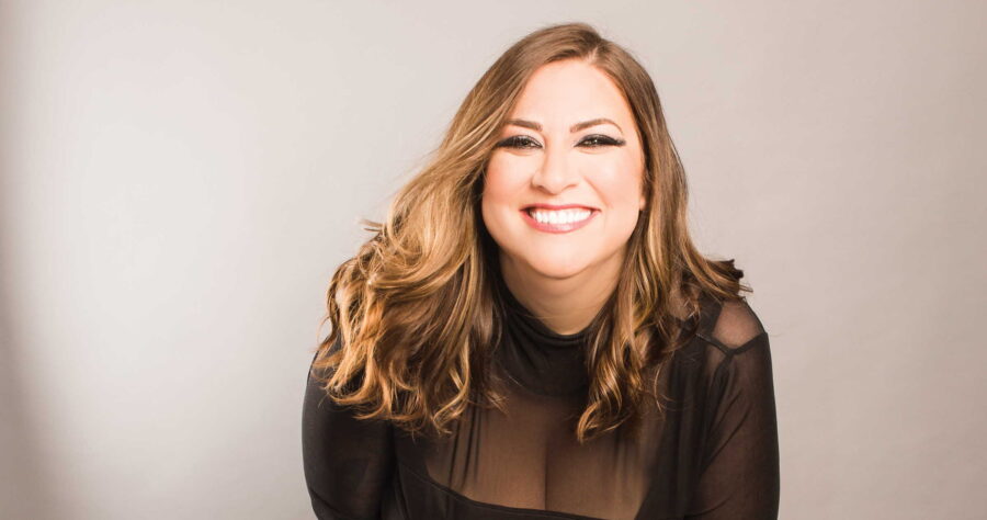 SONG PREMIERE: Jennifer Hartswick Weaves NOLA Festive Vibes & Sharp Jazz Chops Via “By The River”